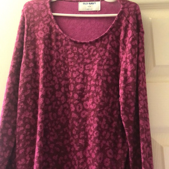 Old Navy Pink Leopard Print long sleeve - Picture 1 of 2